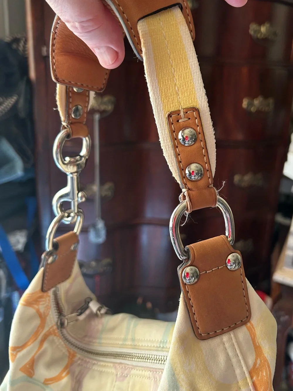 Coach Multicolor Pastel Signature Ring Shoulder Bag - Cream - Picture 5 of 13